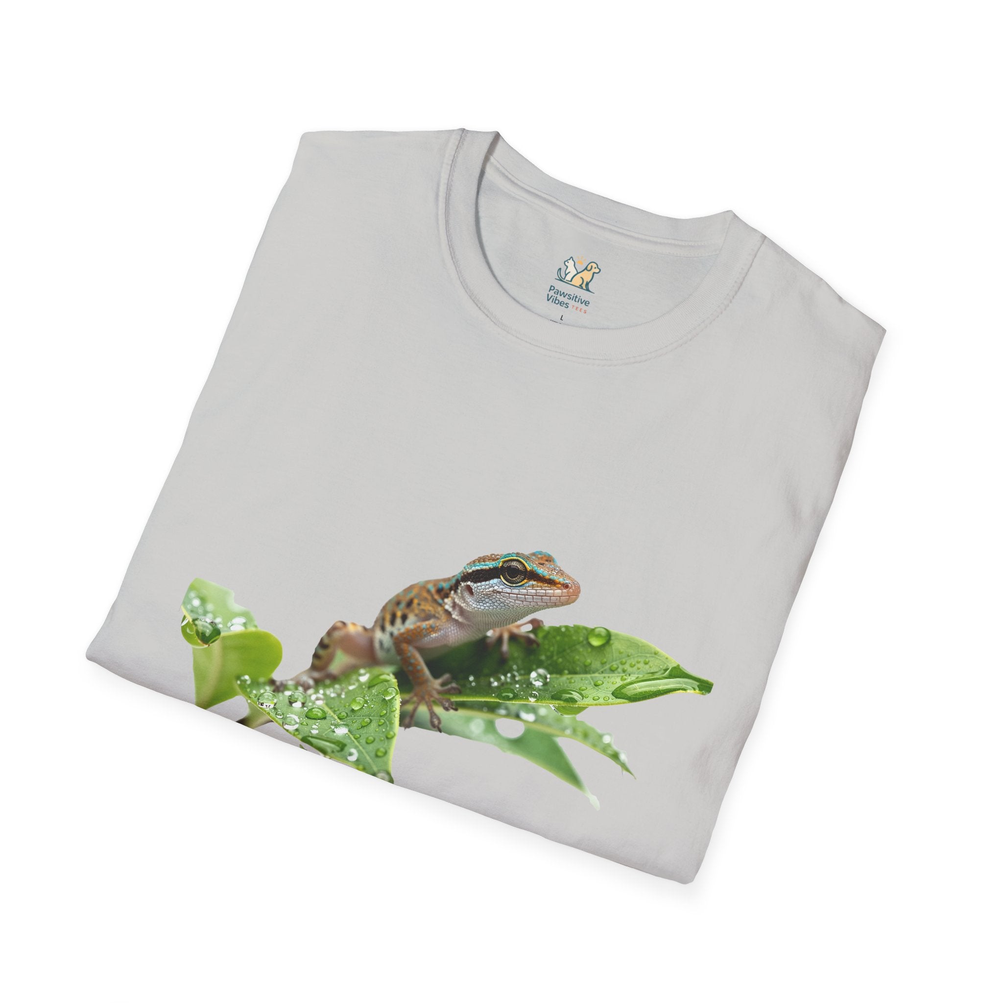 Gecko On A Branch T-Shirt