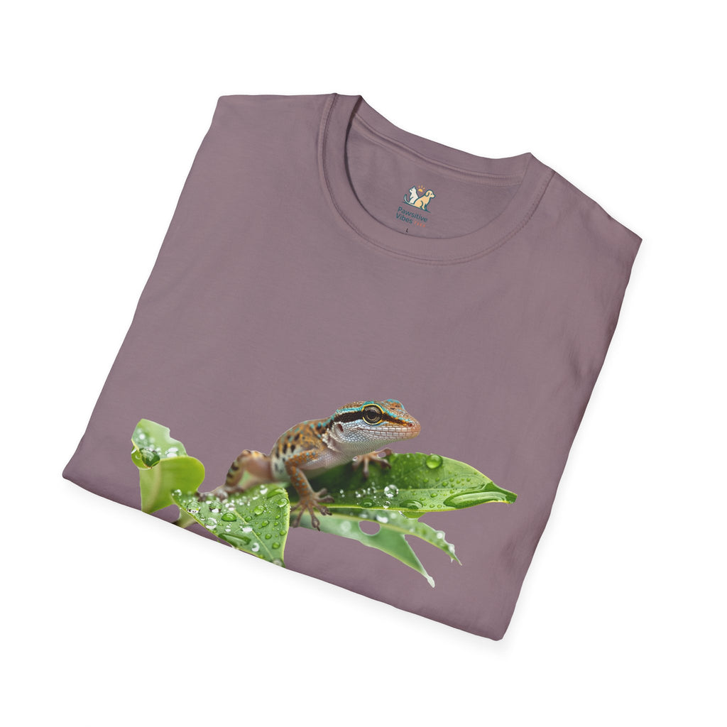 Gecko On A Branch T-Shirt