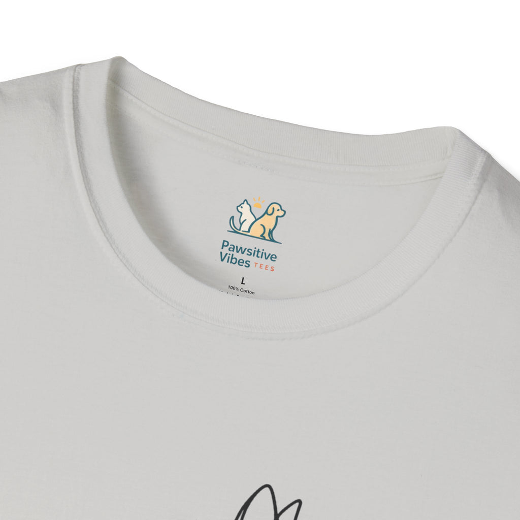 Sitting Cat Line Art T-Shirt