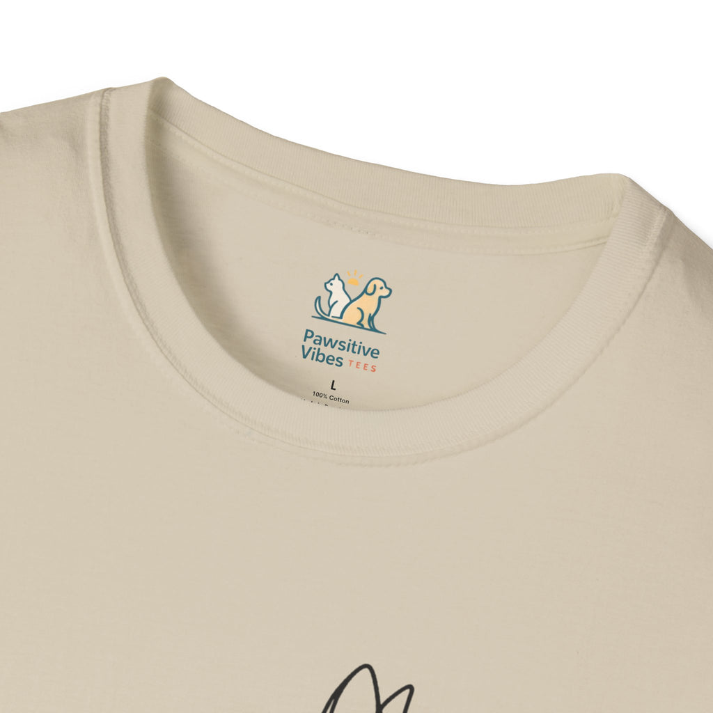 Sitting Cat Line Art T-Shirt